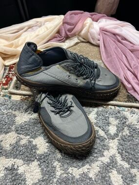 Steel Blue Men's Gray Canvas Lace-Up Sneakers with Brown Outsole